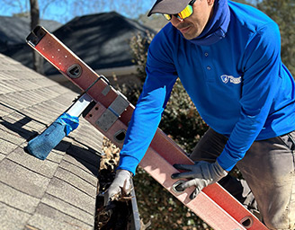 pressure-washing-gutter_atlanta